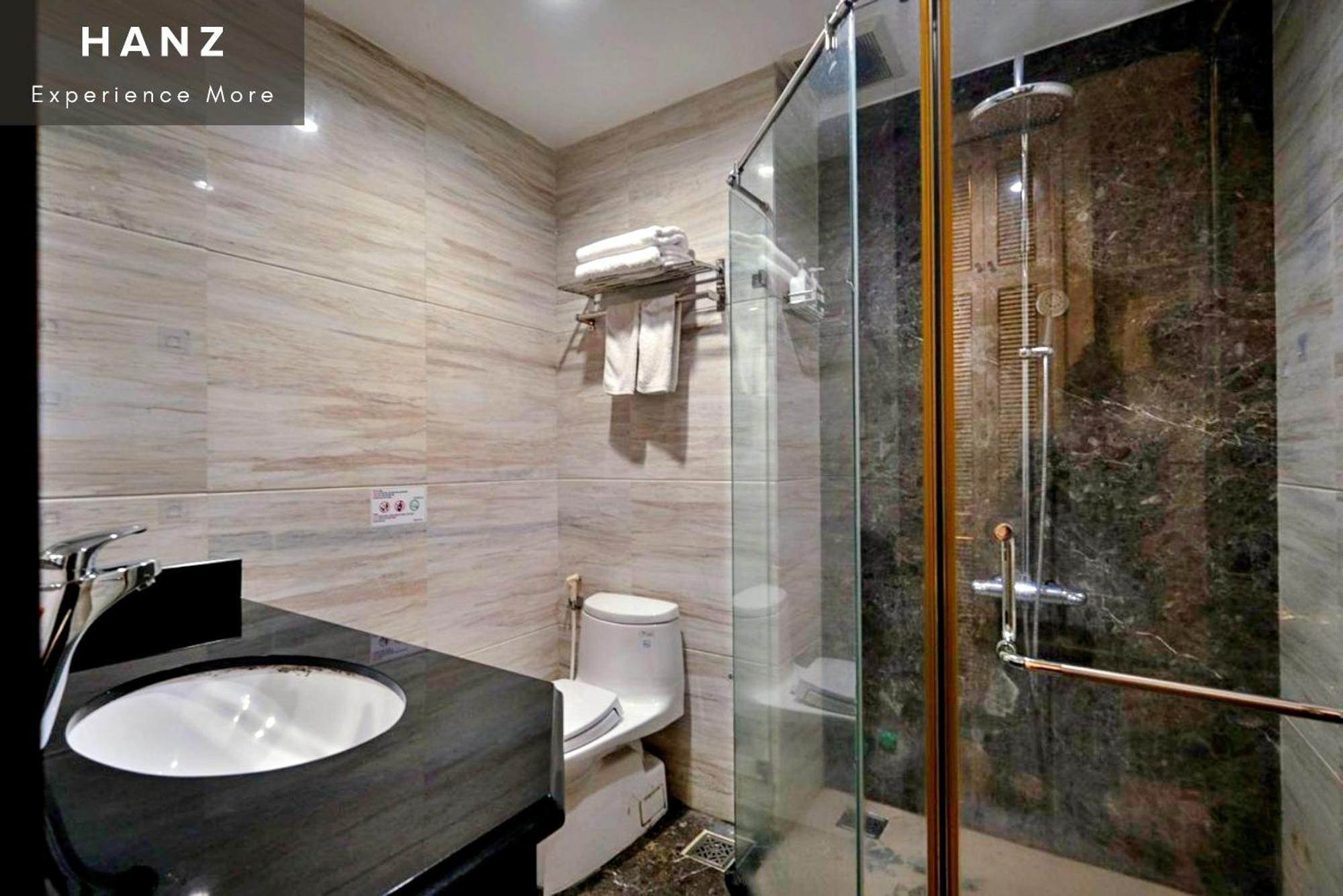 S79 Residences 345