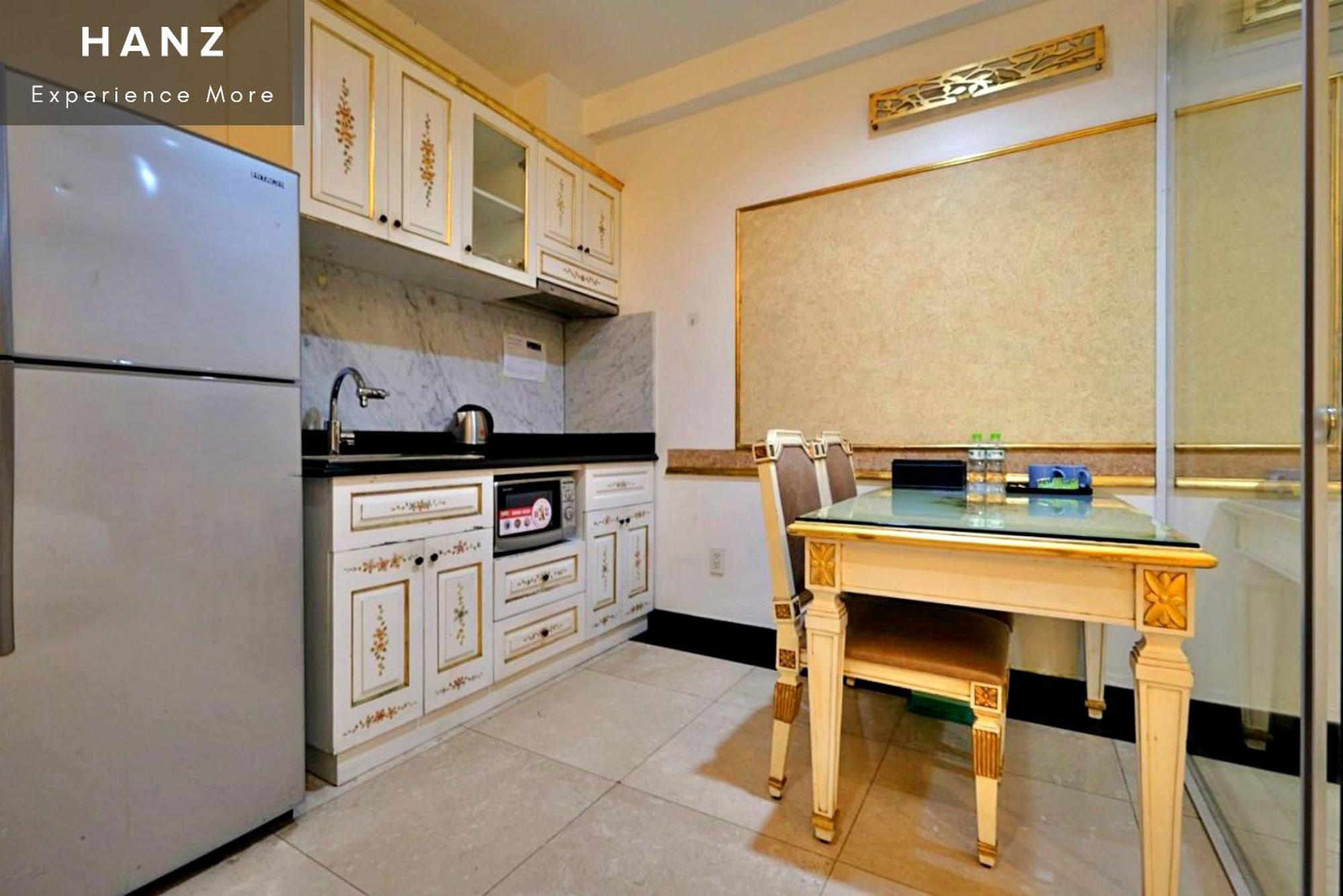 S79 Residences 345