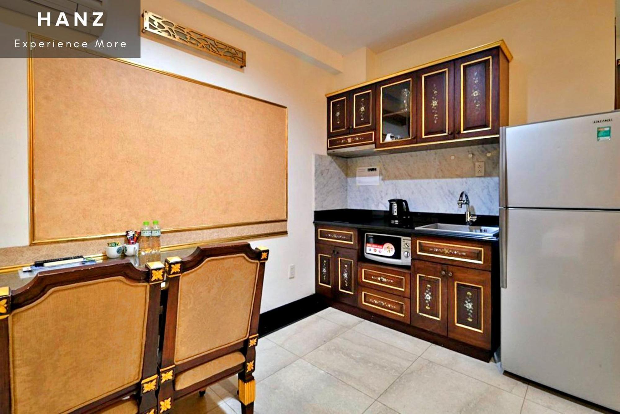 S79 Residences 345 *