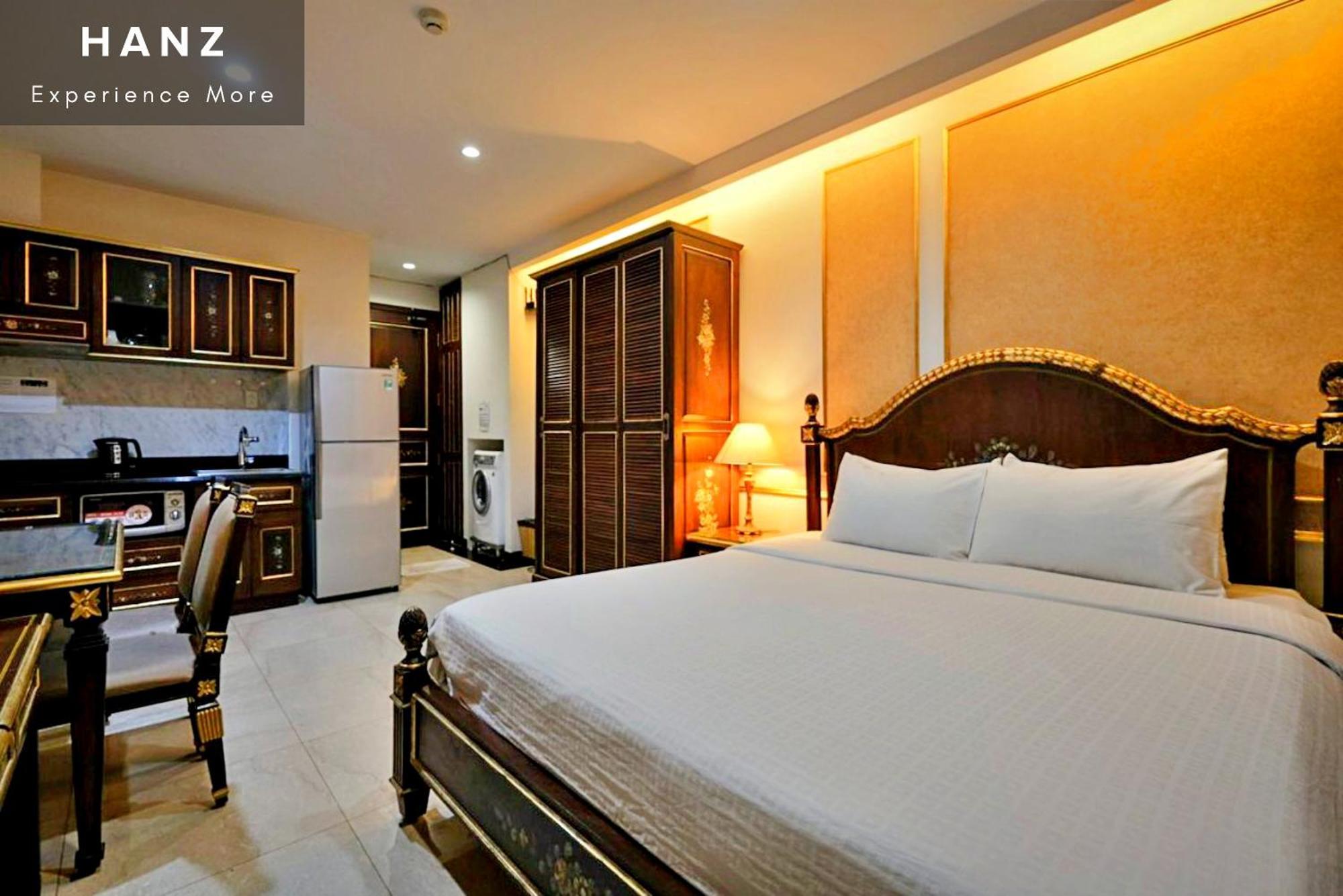 S79 Residences 345